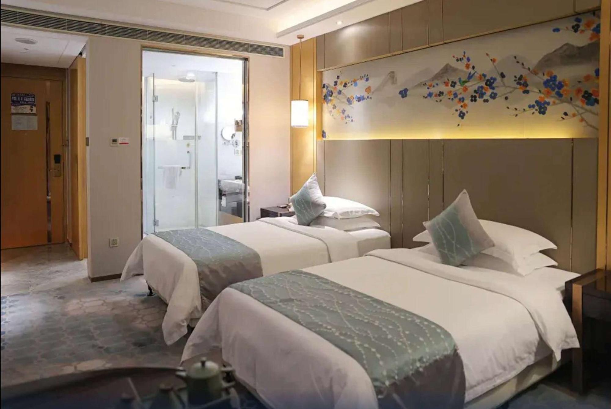 Hotel Ramada Yiyang Taojiang Extérieur photo