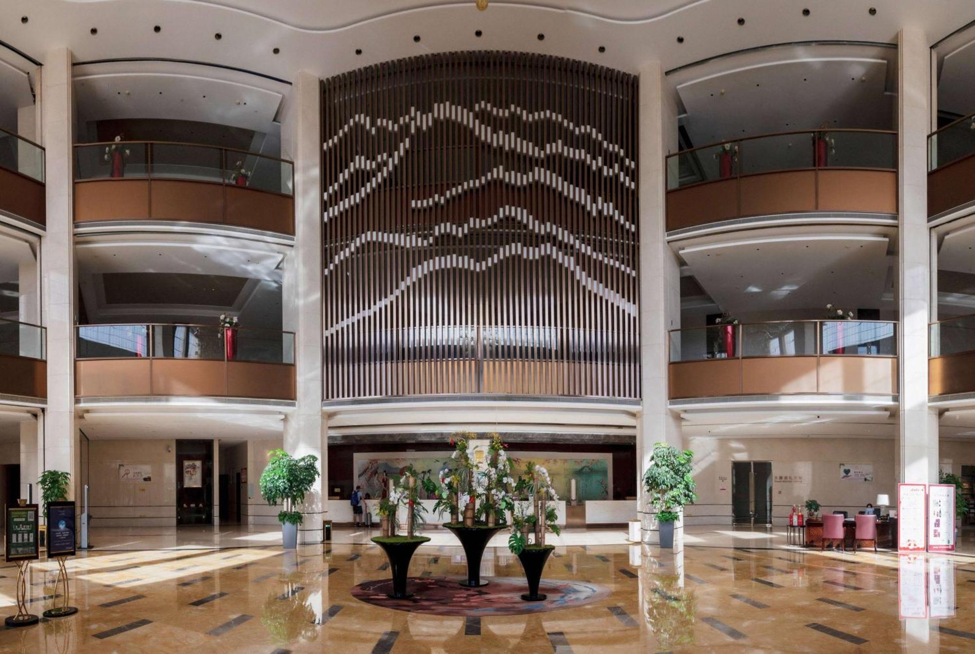 Hotel Ramada Yiyang Taojiang Extérieur photo