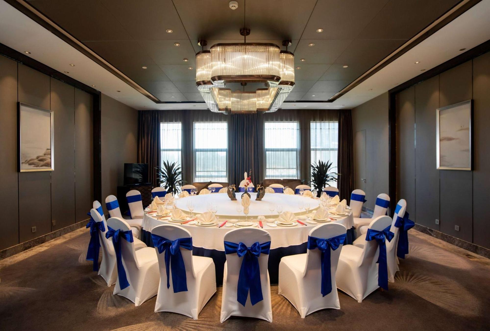 Hotel Ramada Yiyang Taojiang Extérieur photo
