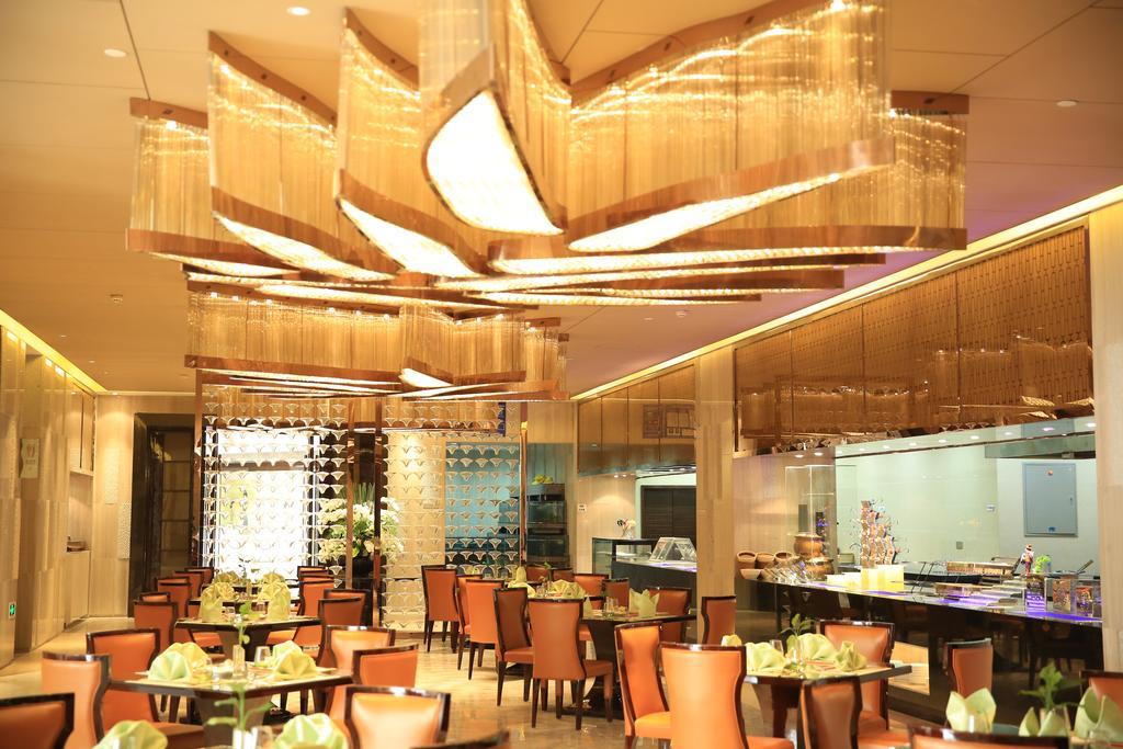 Hotel Ramada Yiyang Taojiang Extérieur photo